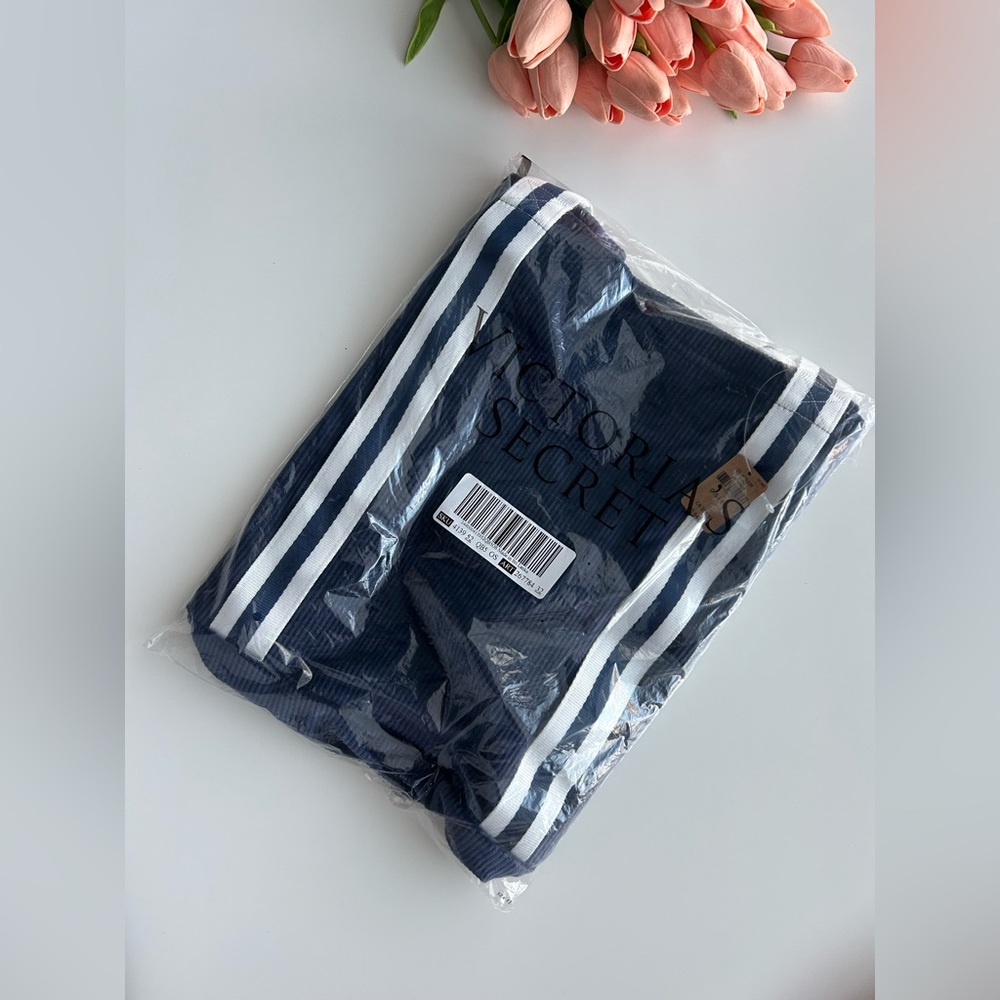 Victoria’s Secret PINK ribbed velour tote - Picture 5 of 6